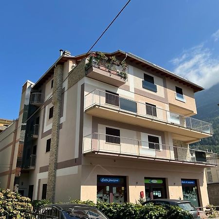 Willa La Terrazza Di Gino Grosio Zewnętrze zdjęcie
